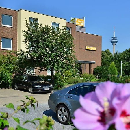Hotel Astra Дюселдорф Екстериор снимка