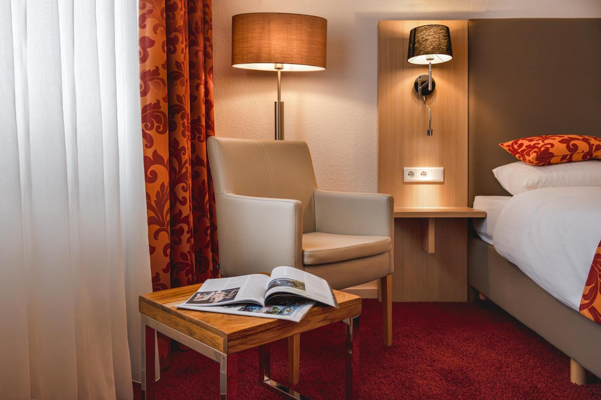 Hotel Astra Дюселдорф Екстериор снимка