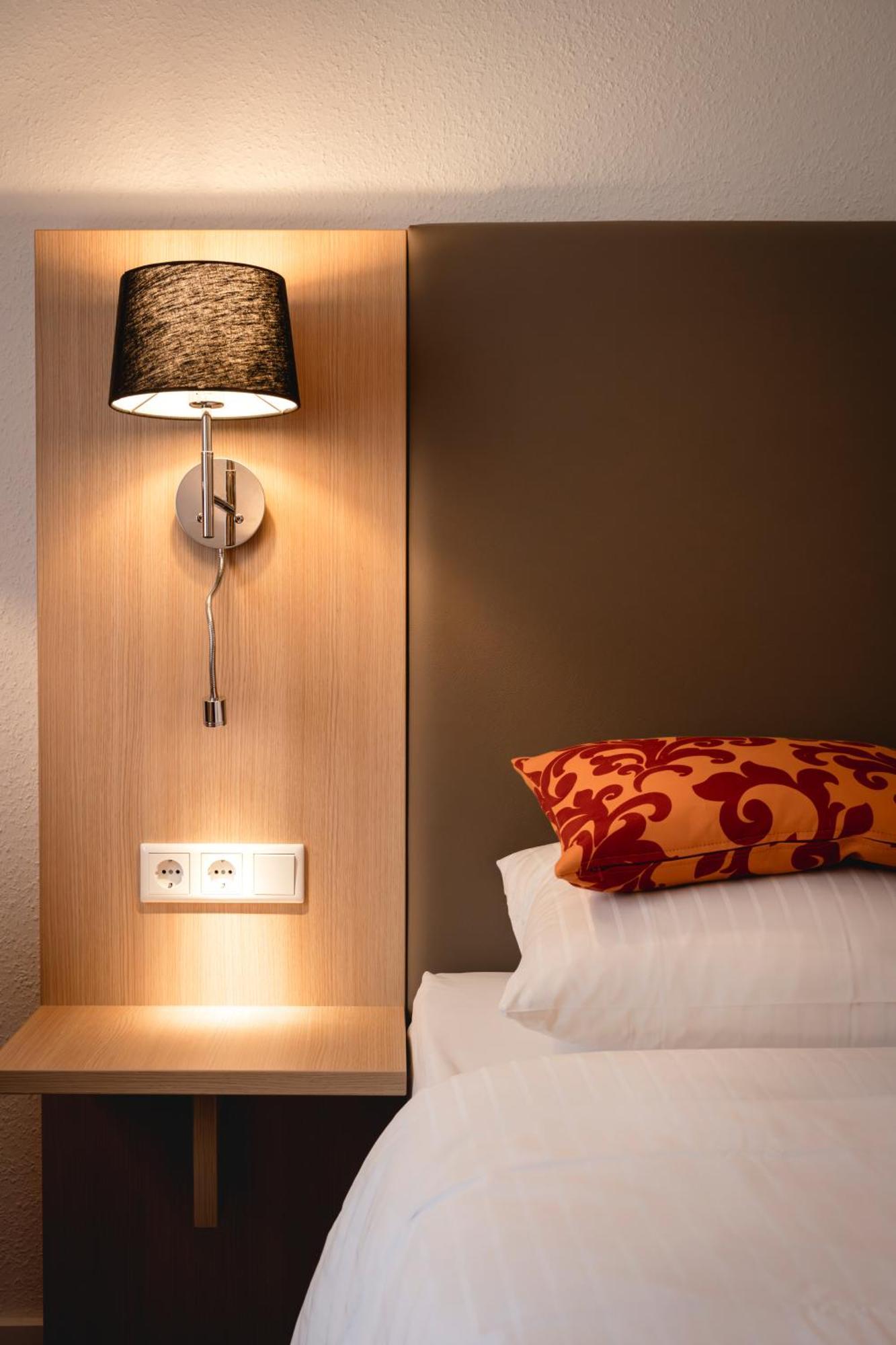 Hotel Astra Дюселдорф Екстериор снимка